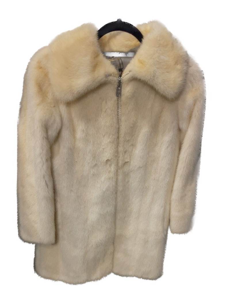 Manteau vison blanc