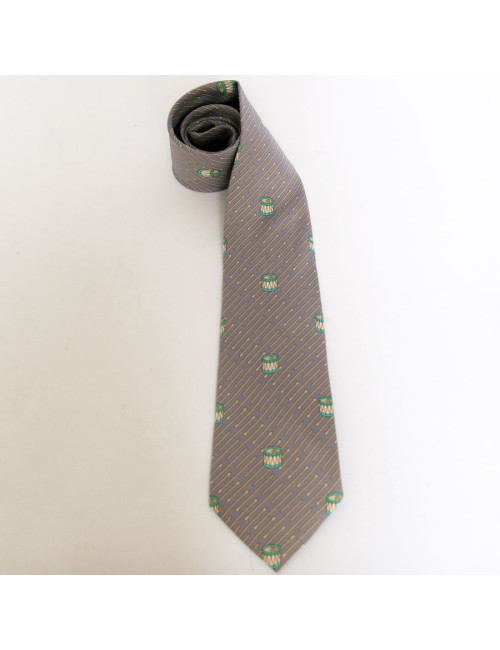 Cravate HERMES en soie grise motifs tambours