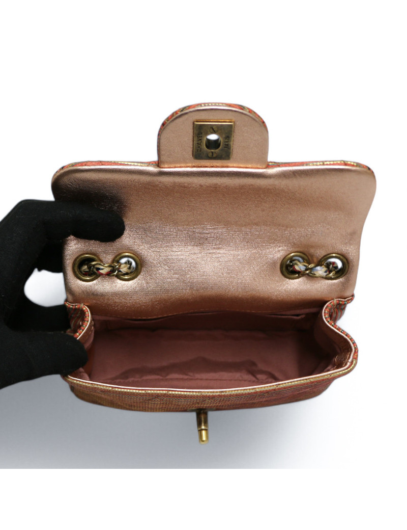 Mini Timeless Chanel cuir marron : nous livrons dans le monde entier