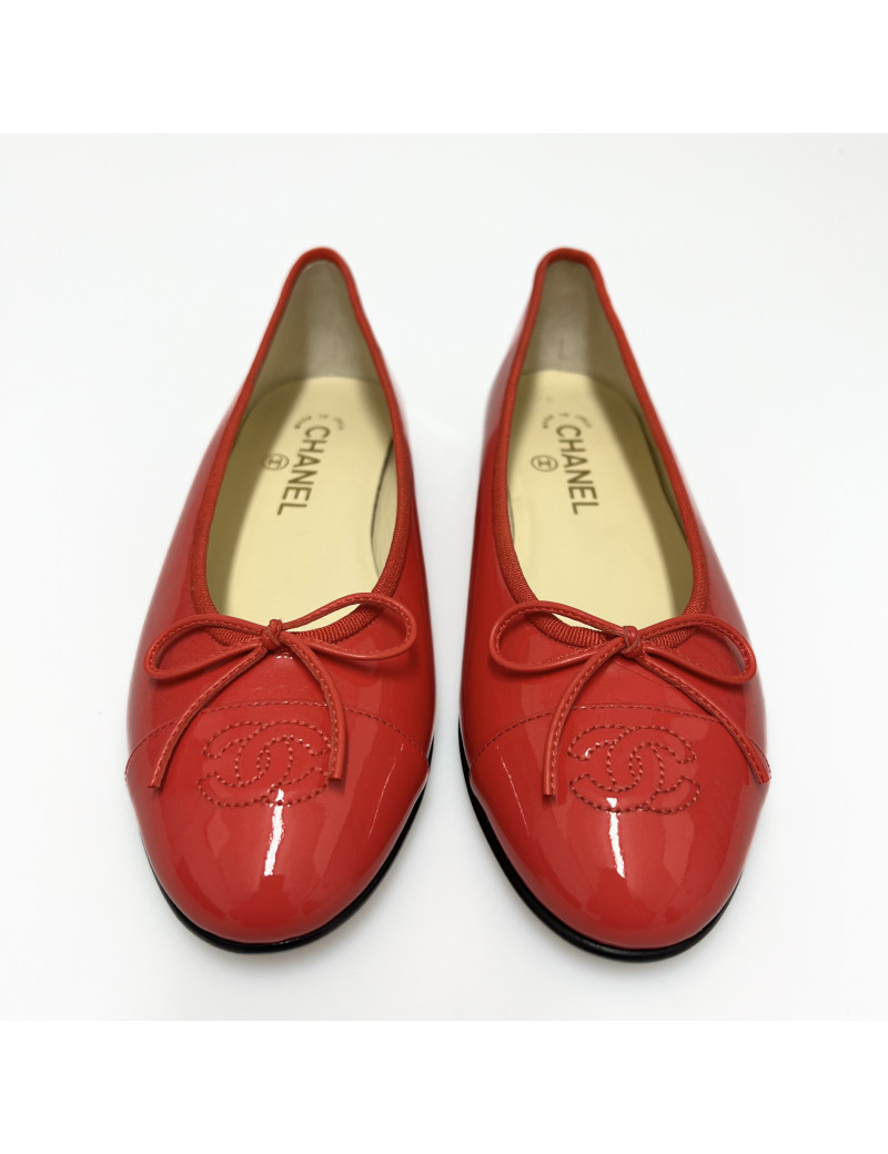 Ballerines CHANEL T38,5 vernies
