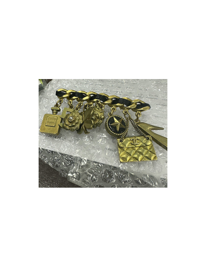 Broche charms CHANEL vintage