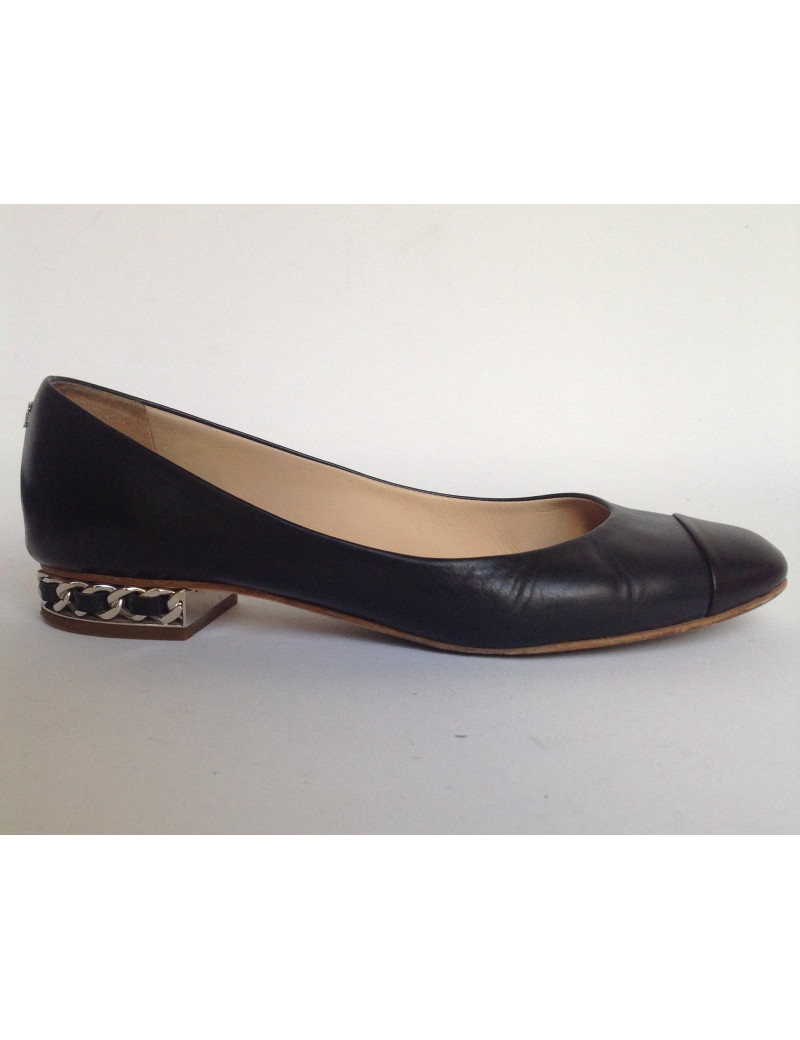 Ballerines CHANEL t 39.5 chaines