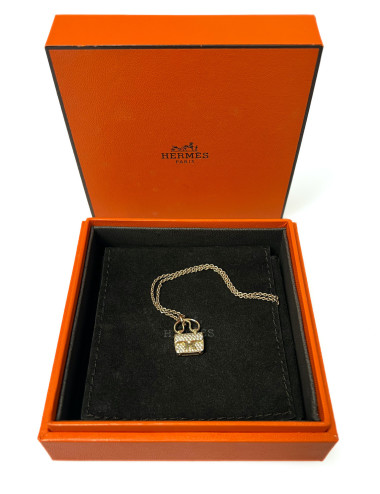 Pendentif Amulettes Constance en or rose 750/1000 serti de diamants