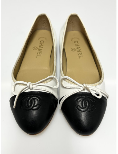 Ballerines CHANEL bicolore noir et blanc T35 2