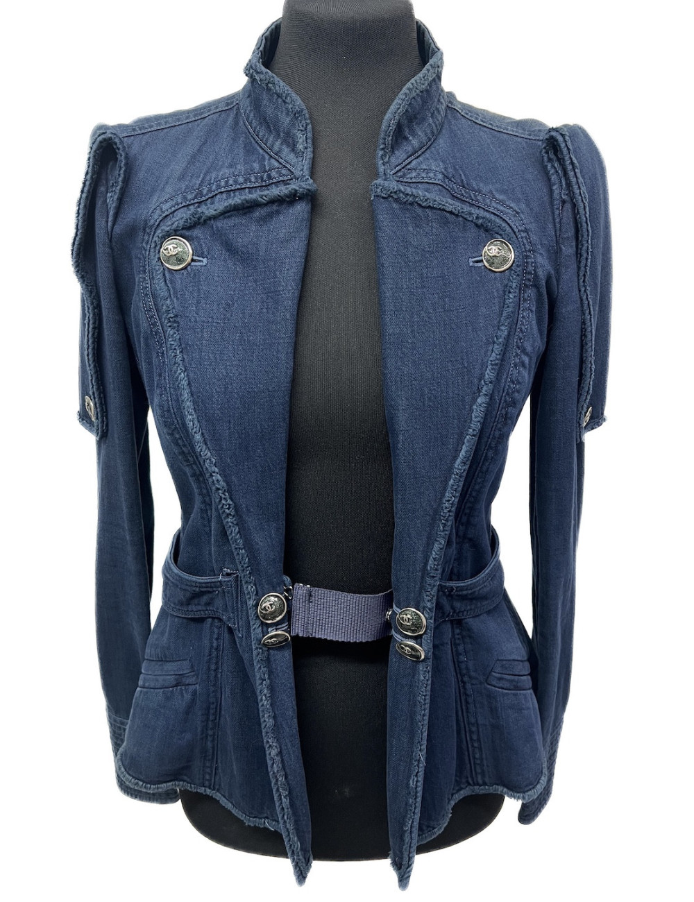 Veste Chanel denim T 38 Printemps 2008 : livraison express disponible