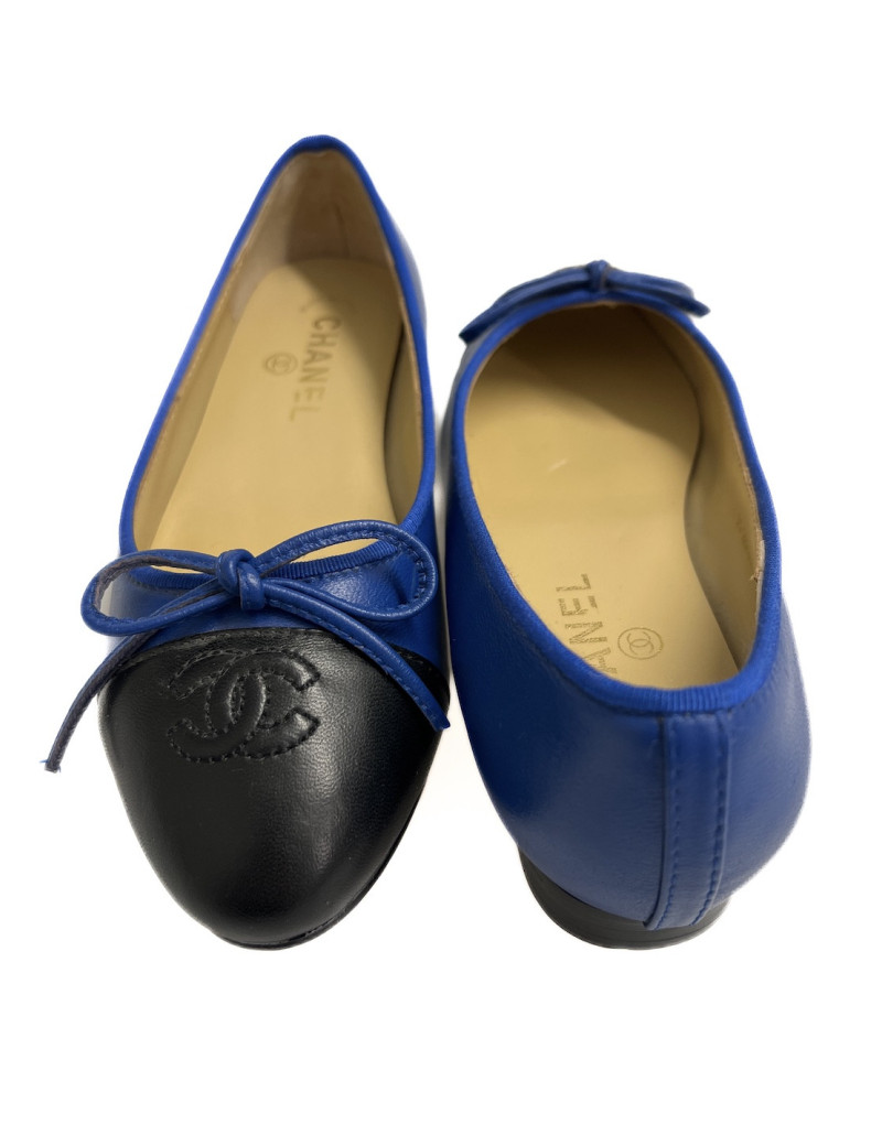 Ballerines CHANEL bicolore bleu et noir