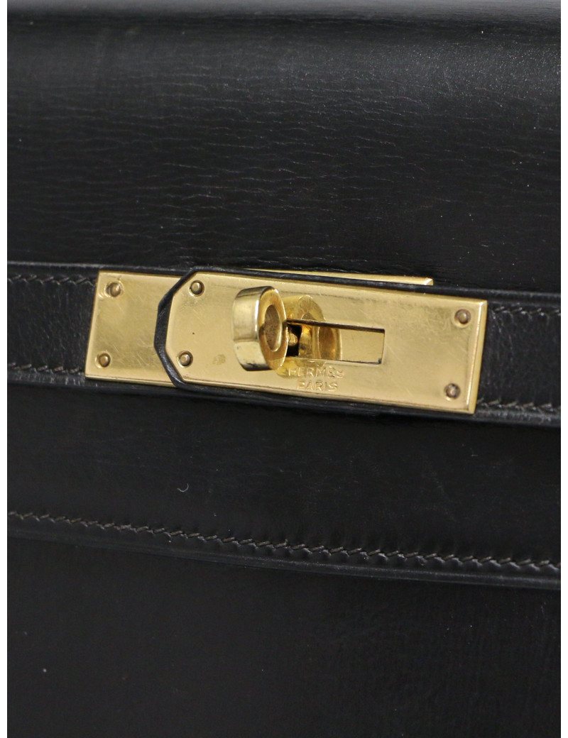 Sac sellier Kelly box 35 Hermès vintage disponible en seconde main de luxe