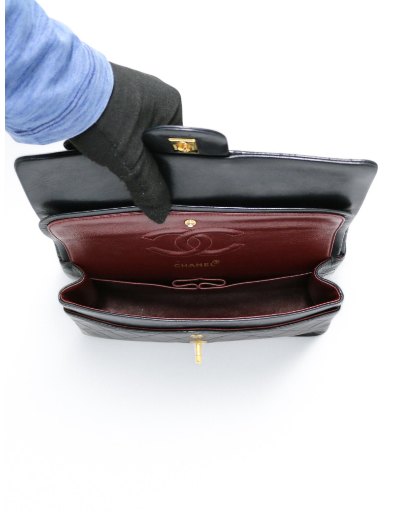 Timeless CHANEL 25 noir