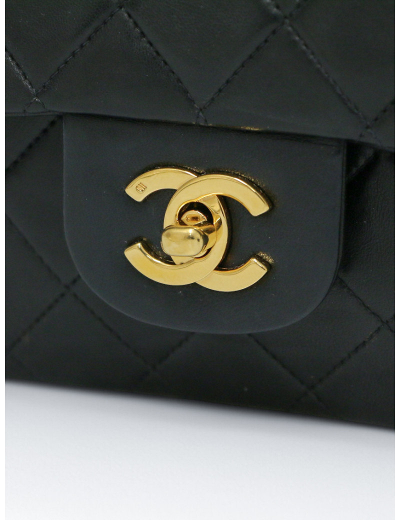 Timeless CHANEL 25 noir