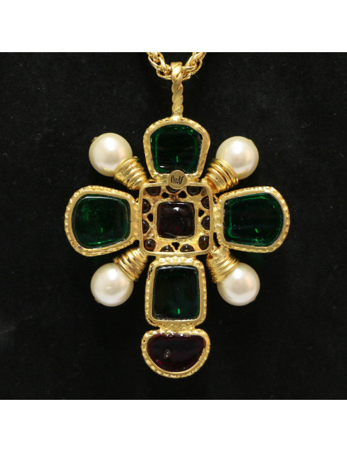 Pendentif MARGUERITE DE VALOIS croix