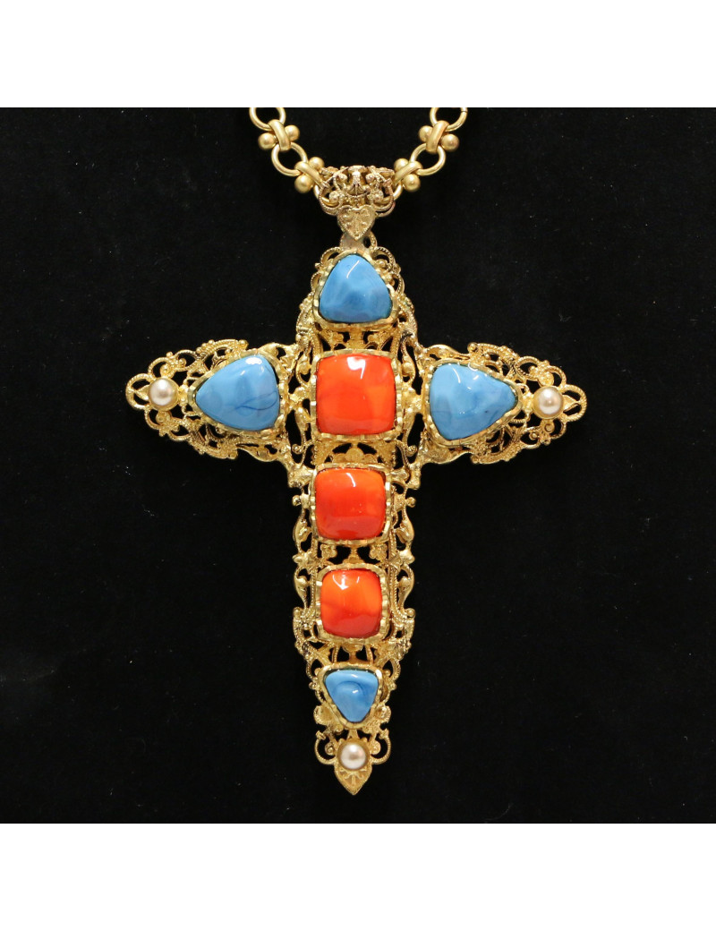 Pendentif croix Marguerite de Valois réalisé entièrement à la main