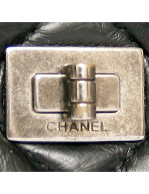 Mini sac CHANEL matelassé noir