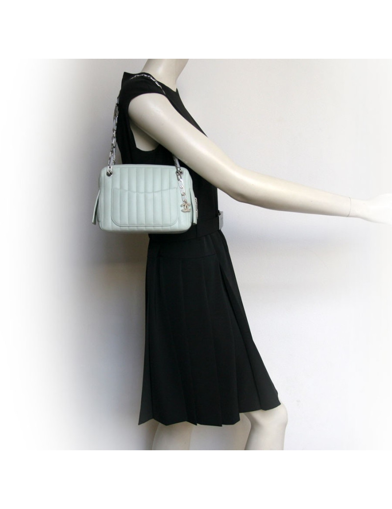 sac CHANEL vert d'eau