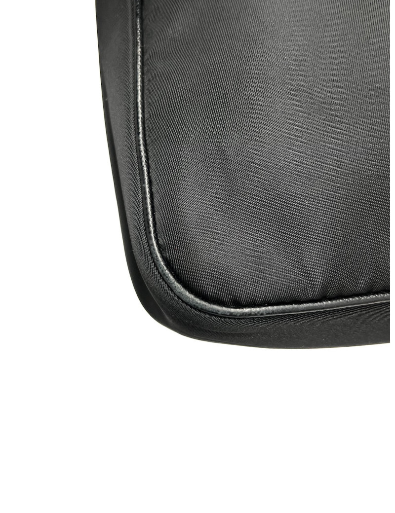 Sac PRADA Reedition 2005 nylon noir