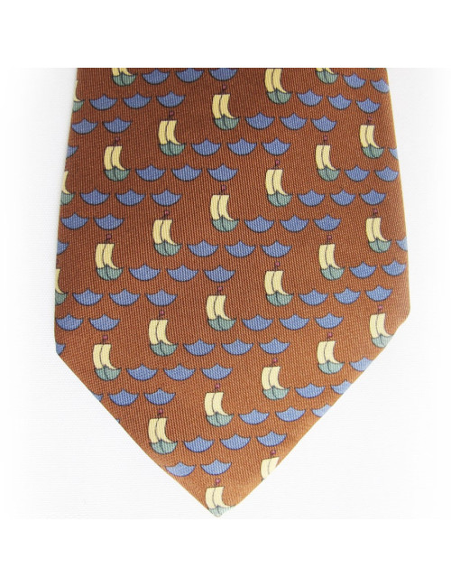 Cravate HERMES en soie marron motifs voile