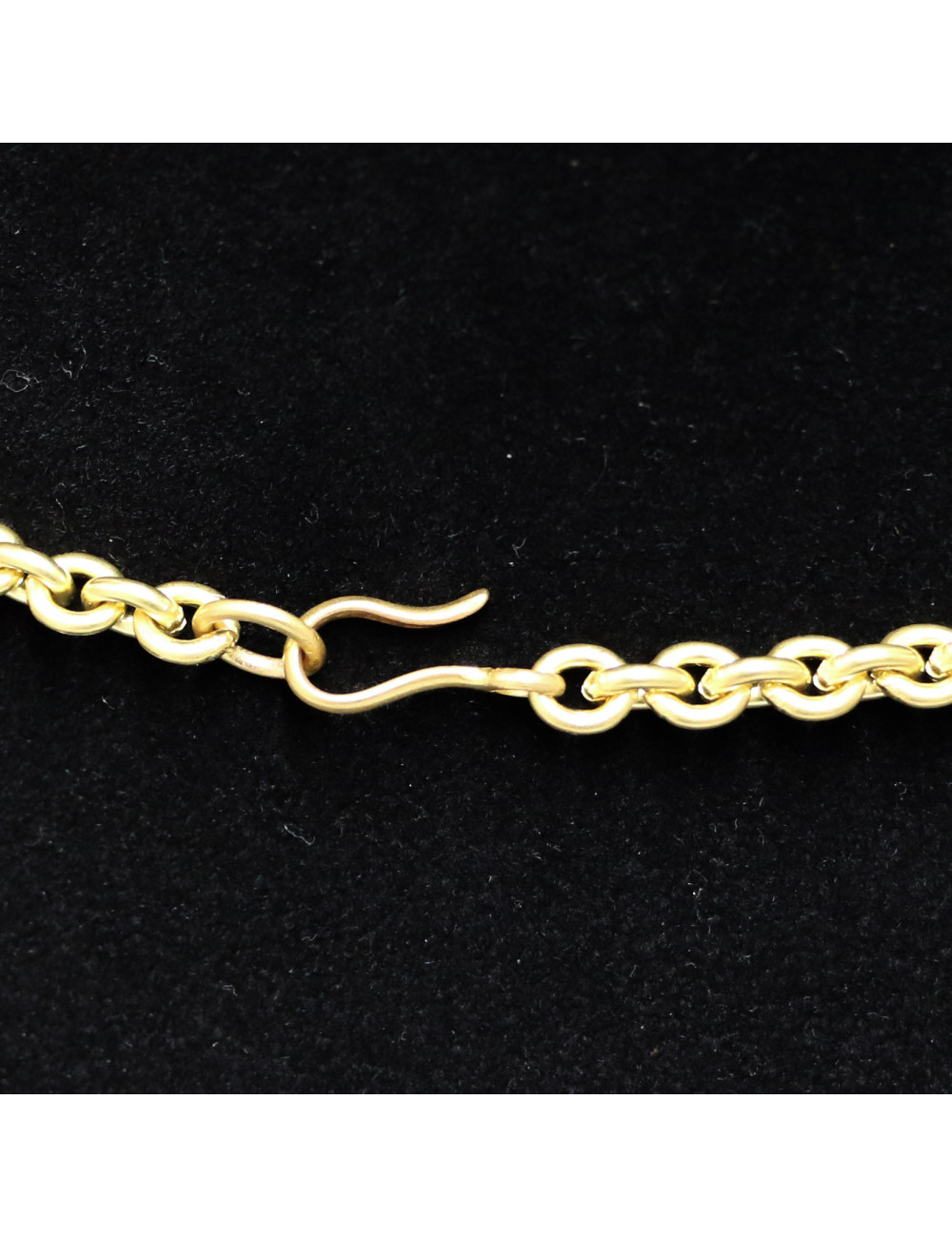 Sautoir croix Marguerite de Valois : livraison gratuite en Europe