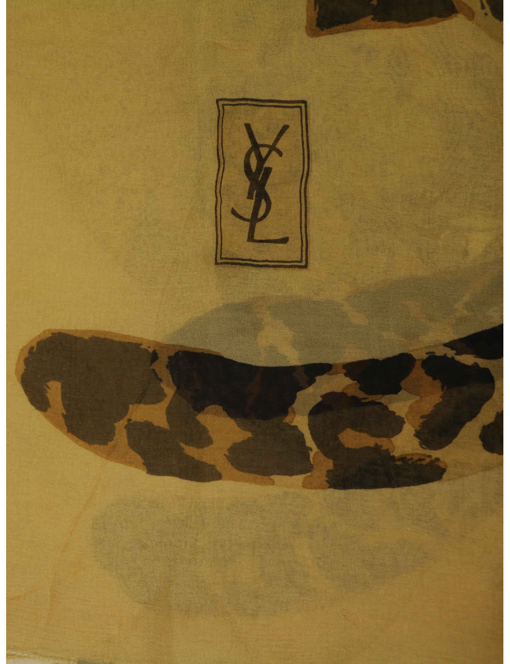 Grand châle YSL YVES SAINT LAURENT voile