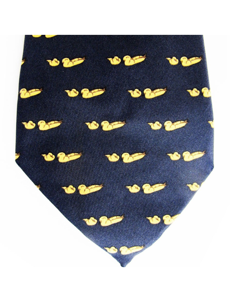 Cravate HERMES en soie bleu marine motifs canards