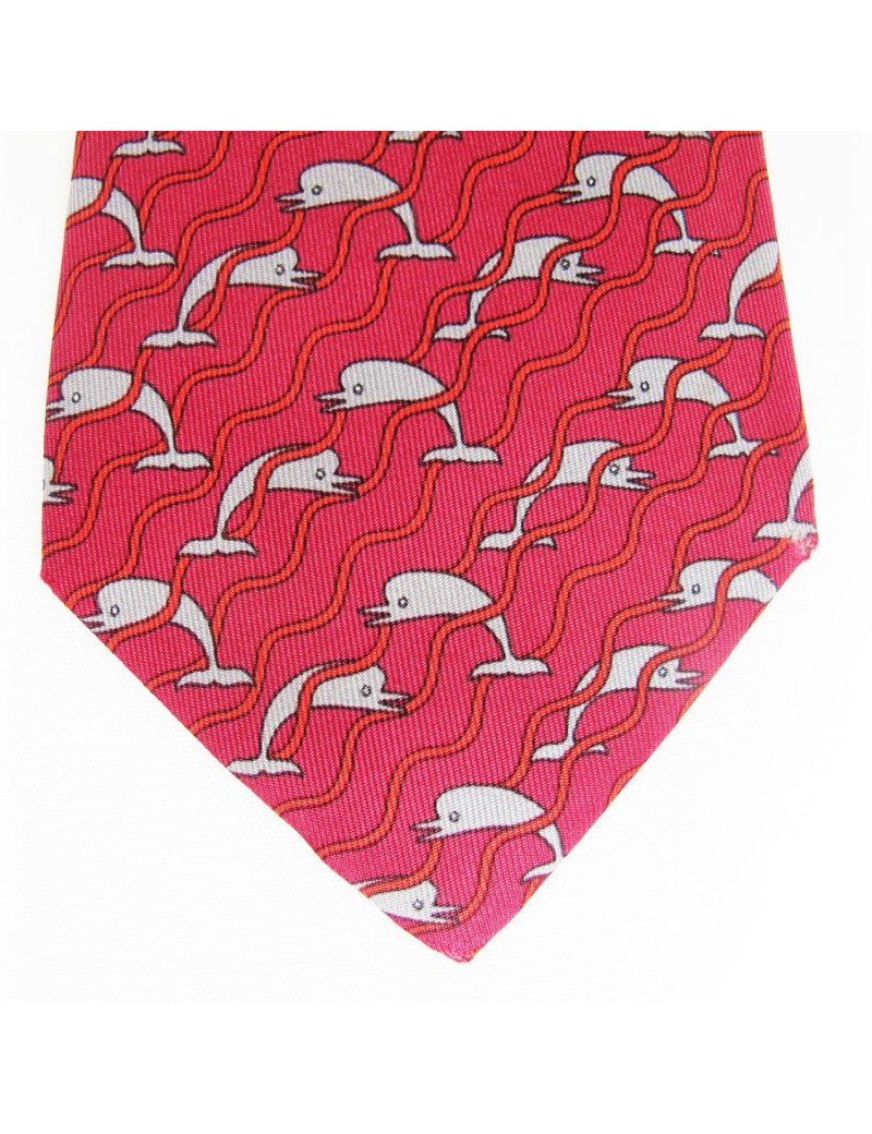 Cravate bordeaux Hermès en twill de soie imprimés dauphins