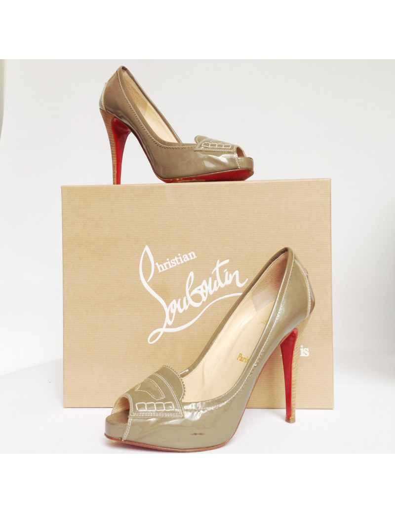 Escarpins LOUBOUTIN T 39.5 