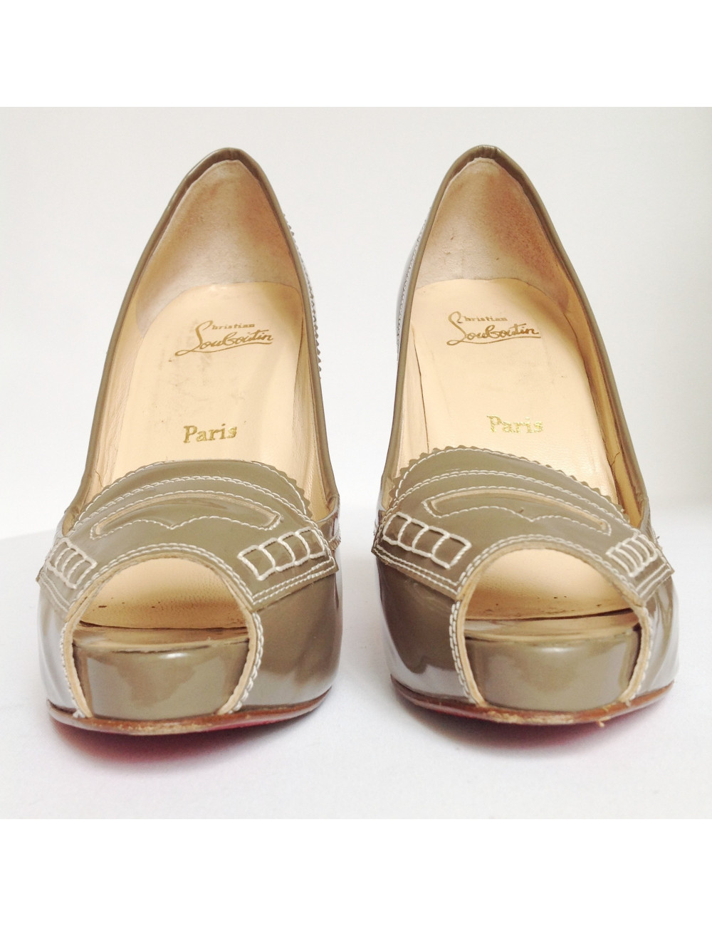 Escarpins LOUBOUTIN T 39.5 