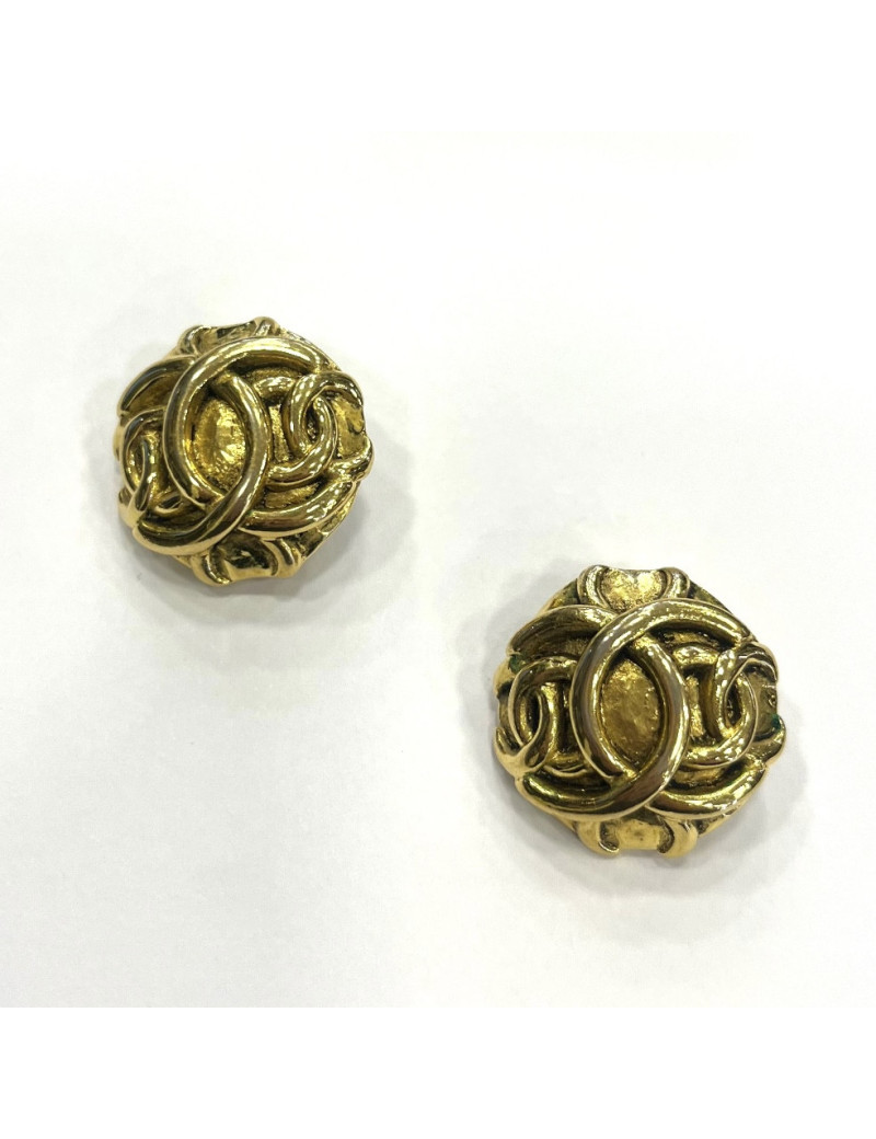 Boucles d'oreille CHANEL CC dorés