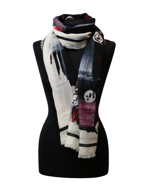 Châle Chanel en cachemire Tweed 2023 issu de la collection Cruise 2023