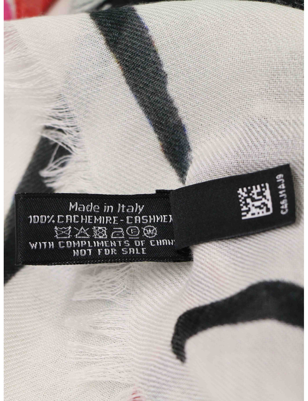 Grand châle CHANEL "TWEED 2023" cachemire