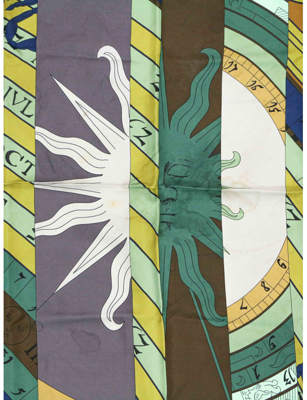 Géant carré Hermès Astrologie disponible cliquez ici pour le découvrir 2