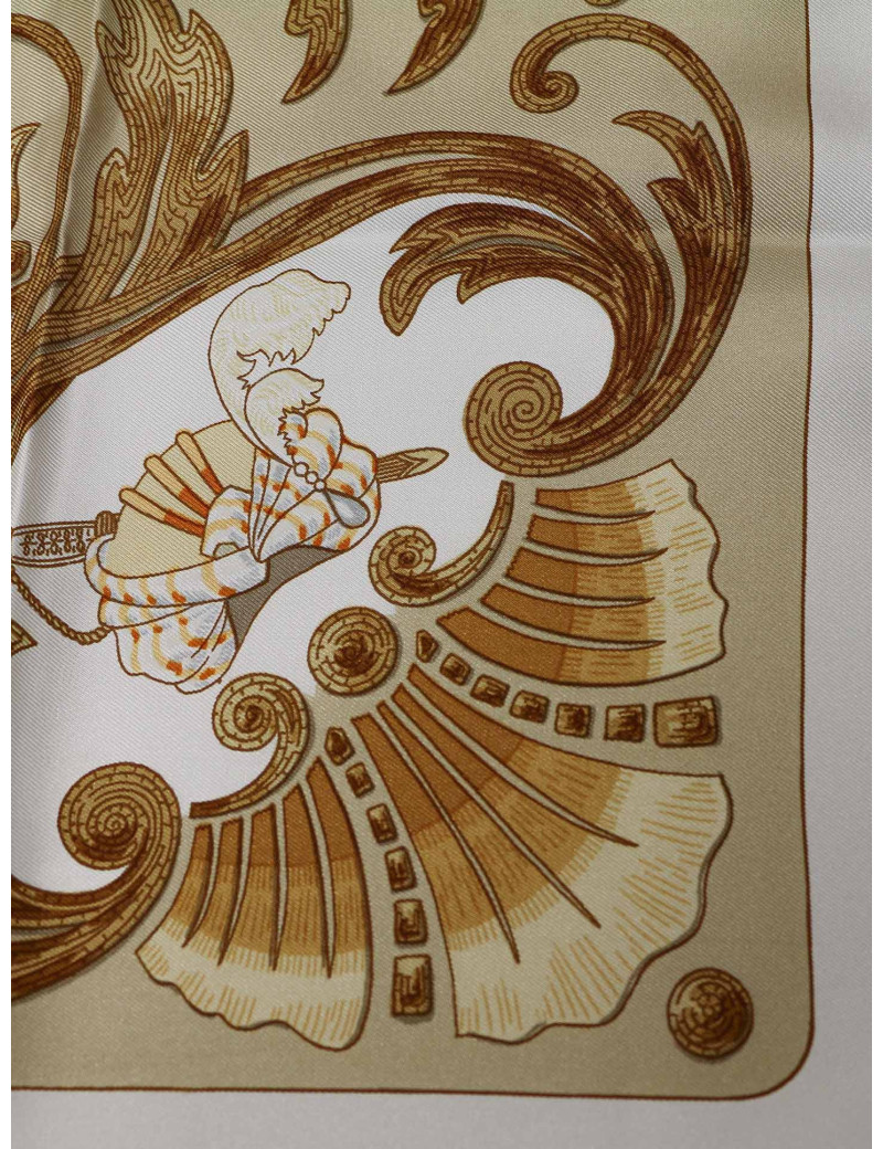 Carré HERMES Cheval Turc beige