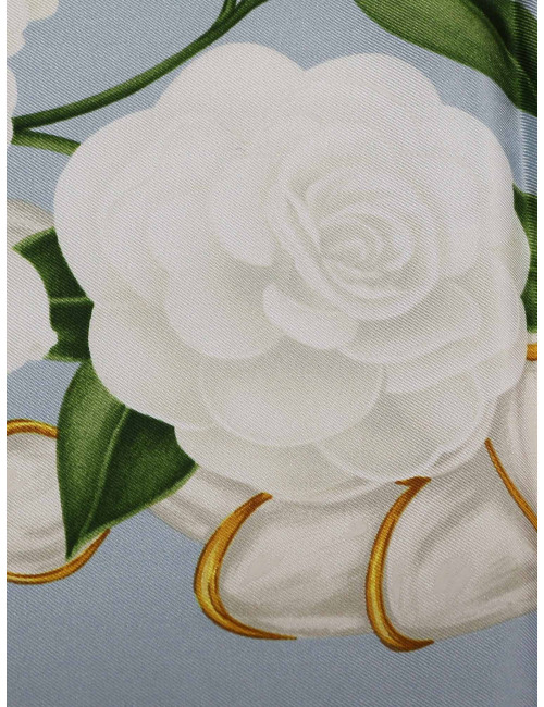 Carré Chanel Camélias blancs : occasion certifié authentique