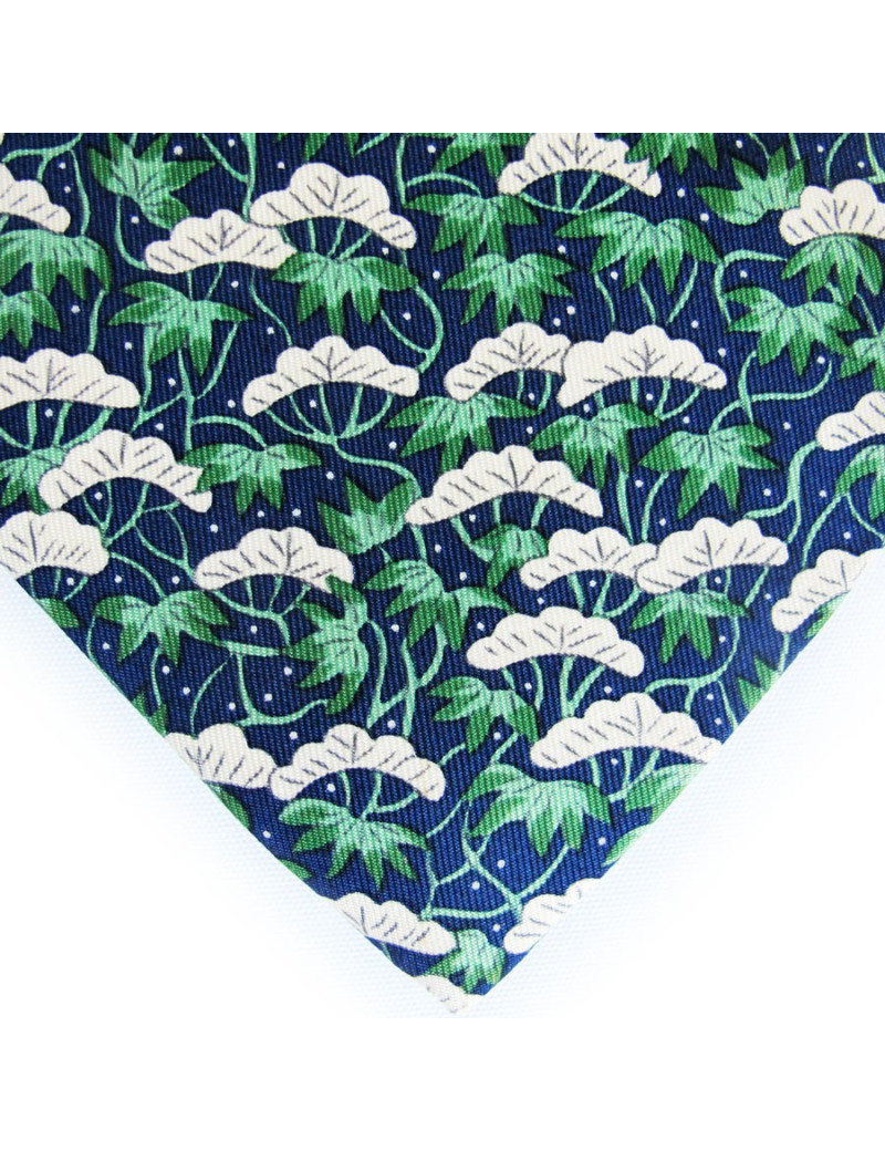 Cravate HERMES imprimé nature