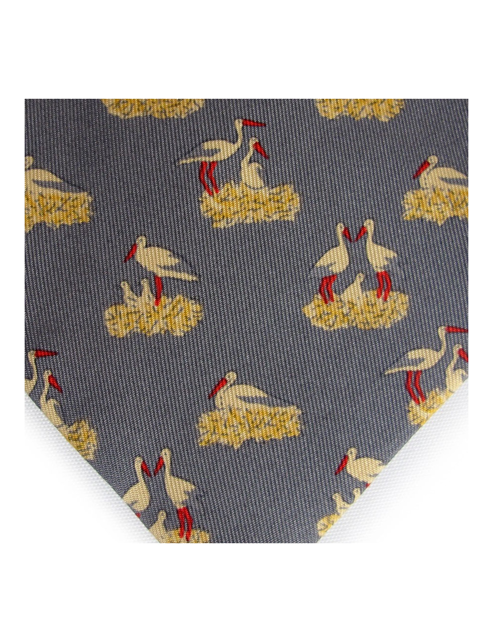 Cravate HERMES en soie motifs couple pelicans