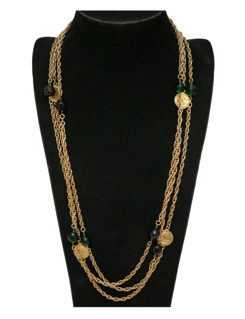Long sautoir vintage CHANEL pièces CC et pâte de verre rubis et emeurode