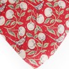 Cravate HERMES en soie rouge motifs cerises