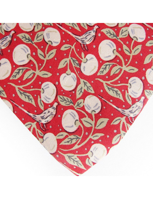 Cravate HERMES en soie rouge motifs cerises