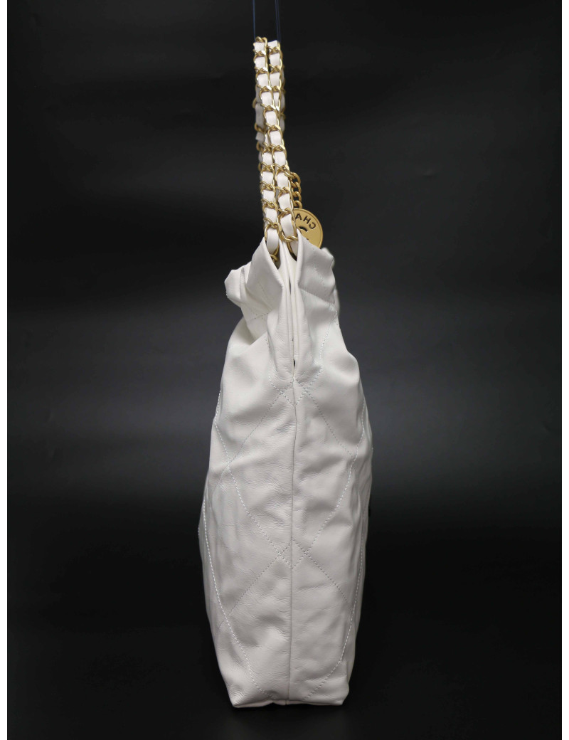 Sac 22 CHANEL cuir d'agneau