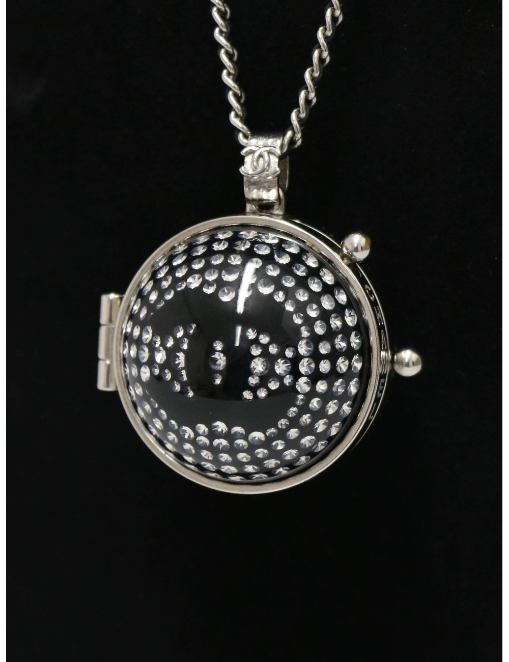 Long collier CHANEL Collection 2021