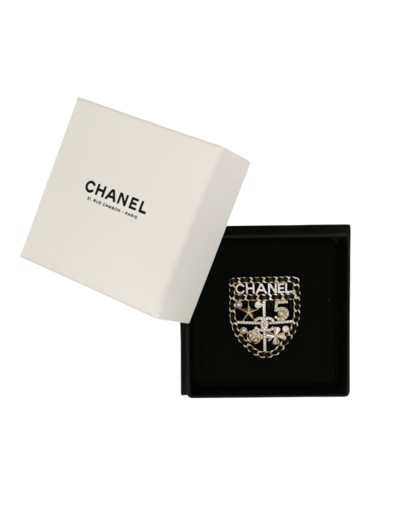 Broche CHANEL Ecusson doré