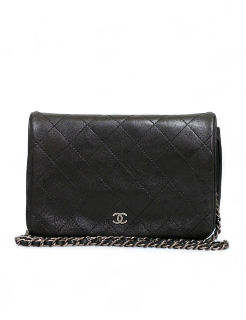 Petit sac CHANEL enveloppe cuir
