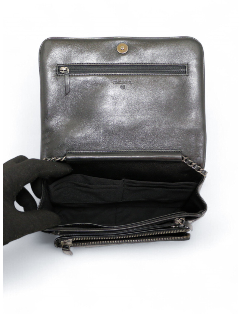 Petit sac CHANEL enveloppe cuir