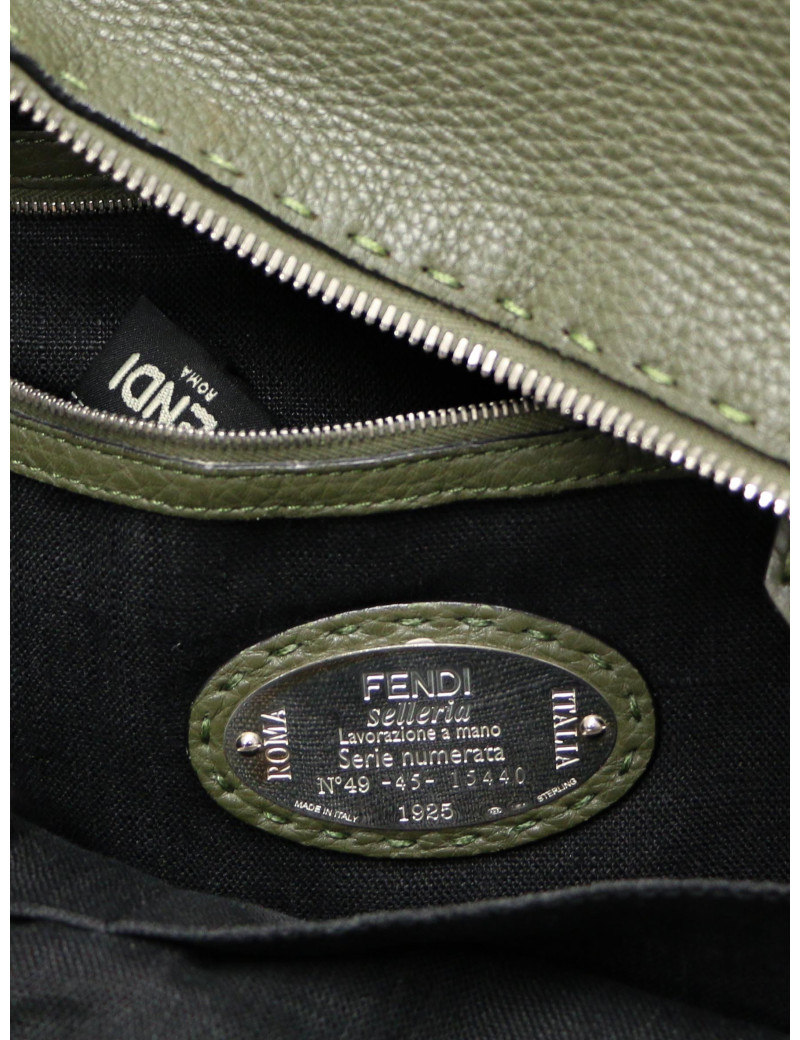 Sac à dos FENDI cuir grainé Kaki