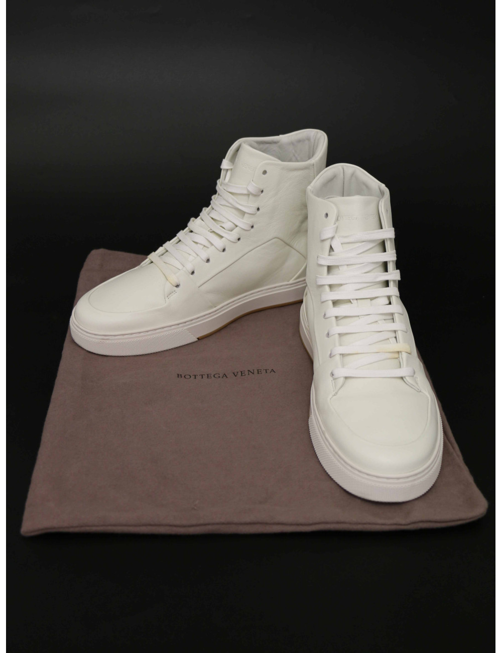 Sneakers Bottega Veneta cuir écru : occasion certifiée authentique