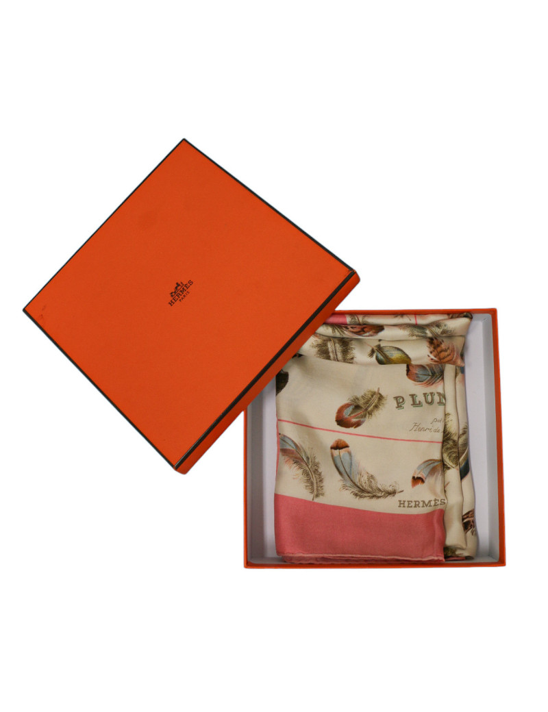 Carré HERMES Plumes soie rose