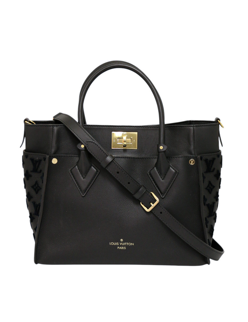 Sac Toughage LOUIS VUITTON Monogram cuir noir