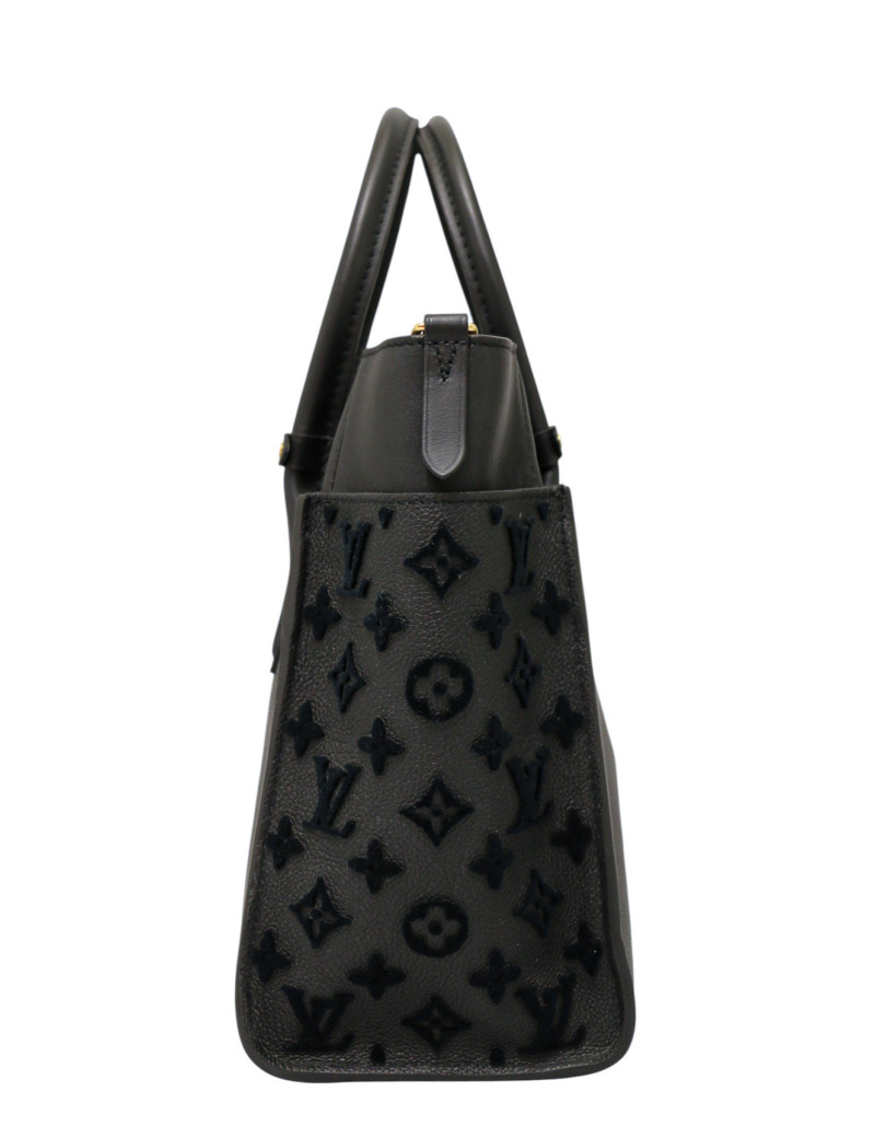 Sac Toughage LOUIS VUITTON Monogram cuir noir