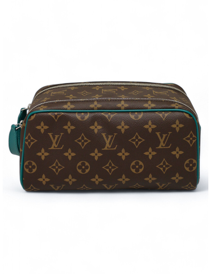 Trousse de toilette Dopp Kit LOUIS VUITTON Monogram