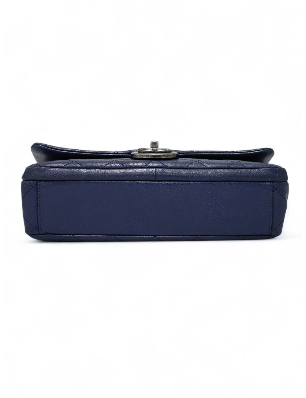 Sac Chanel bleu foncé cuir matelassé : occasion certifiée authentique