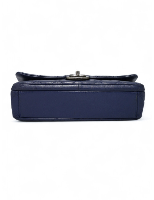 Sac Chanel bleu foncé cuir matelassé : occasion certifiée authentique