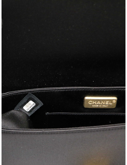 Pochette CHANEL satin noir